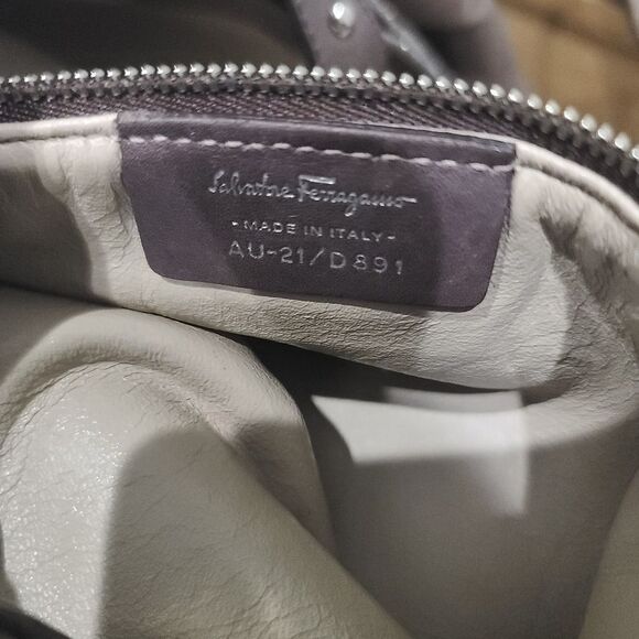 Salvatore Ferragamo Large Handbag - Picture 5 of 7